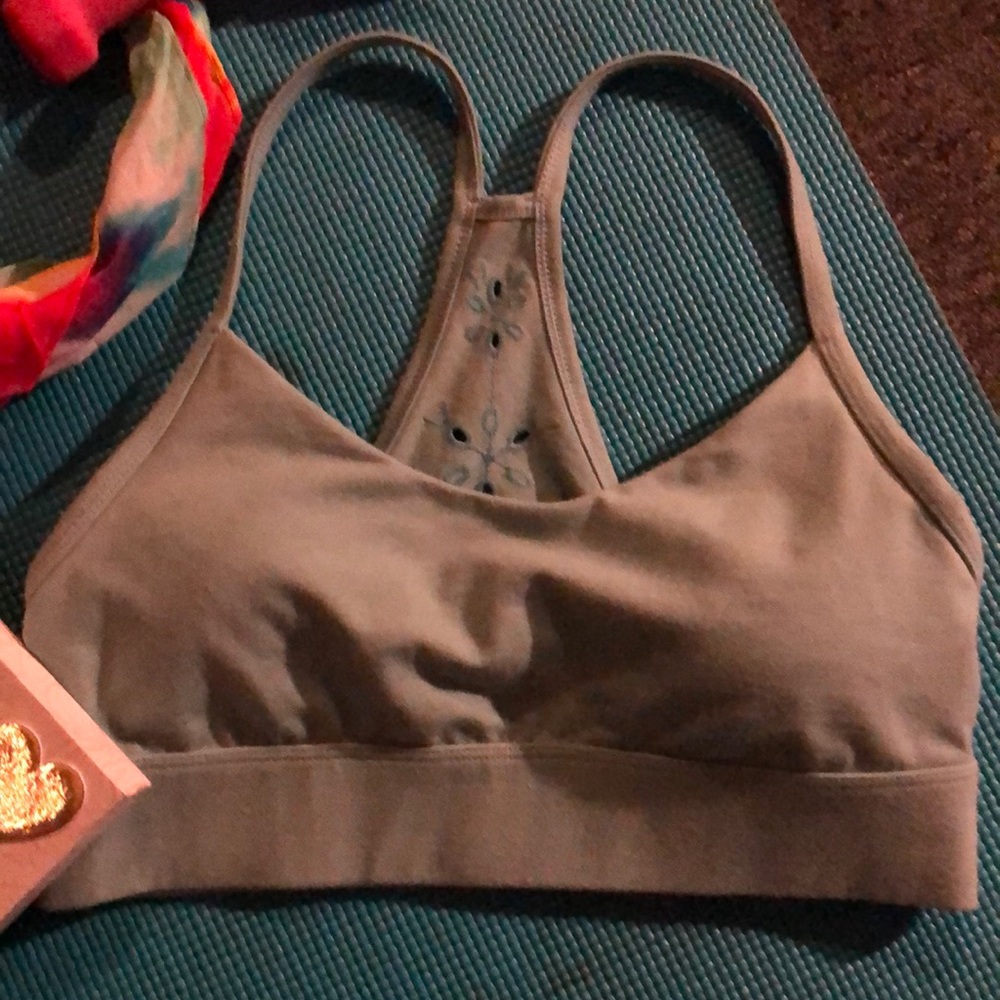 Sports bra - Picture 2 of 5